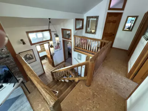 Entry Way - 6006 Thompson Creek Rd, Applegate, OR 97530 photo 7 of 7