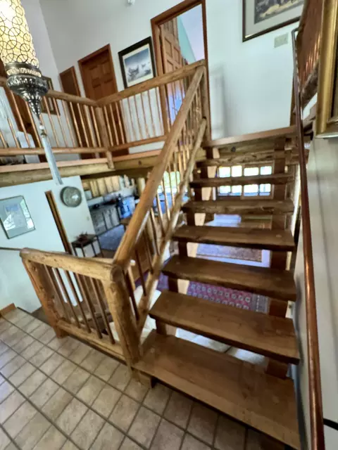 Entry Way - 6006 Thompson Creek Rd, Applegate, OR 97530 photo 2 of 7