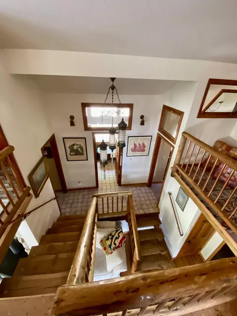Entry Way - 6006 Thompson Creek Rd, Applegate, OR 97530 photo 5 of 7