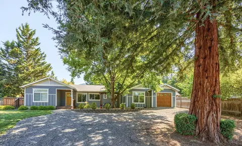 1180 Bellview Ave, Ashland, OR 97520