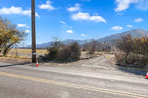 552 Eagle Mill Rd, Ashland, OR 97520 photo 13