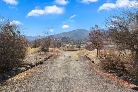 552 Eagle Mill Rd, Ashland, OR 97520 photo 4