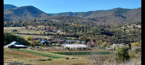552 Eagle Mill Rd, Ashland, OR 97520 photo 9