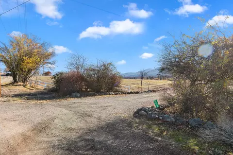 552 Eagle Mill Rd, Ashland, OR 97520 photo 16