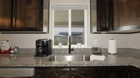 Kitchen - 53 Hidden Valley Dr, Eagle Point, OR 97524 photo 5 of 5