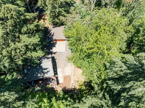 View/Area - 4370 N Shasta Loop, Eugene, OR 97405 photo 1 of 2