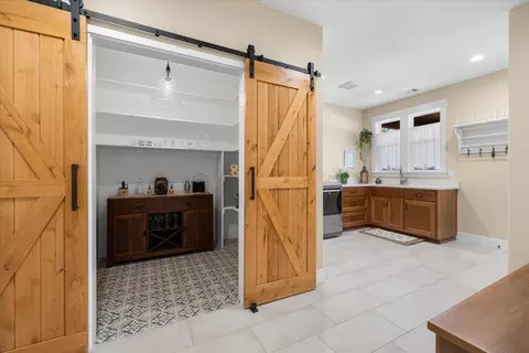 Entry Way - 1323 Ellison Loop, Merlin, OR 97532 photo 5 of 7
