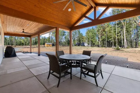 Exterior - 1323 Ellison Loop, Merlin, OR 97532 photo 4 of 7