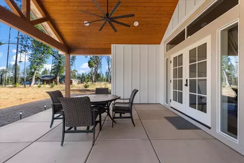 Exterior - 1323 Ellison Loop, Merlin, OR 97532 photo 5 of 7