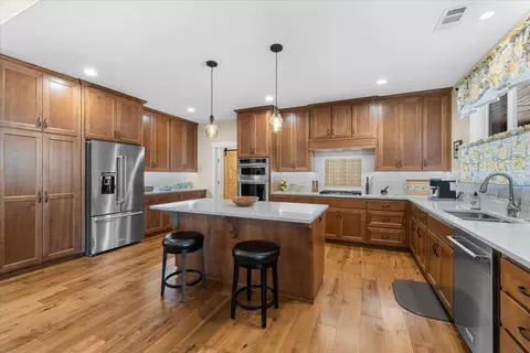 Kitchen - 1323 Ellison Loop, Merlin, OR 97532 photo 1 of 5