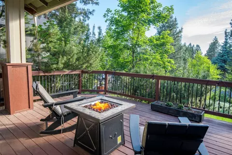 2638 NW Rainbow Ridge Dr, Bend, OR 97703 photo 3