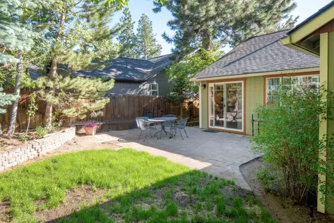 2638 NW Rainbow Ridge Dr, Bend, OR 97703 photo 20