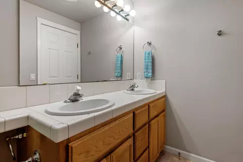 2638 NW Rainbow Ridge Dr, Bend, OR 97703 photo 14