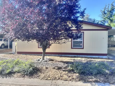 215 Tolman Creek Rd #SPC 8, Ashland, OR 97520