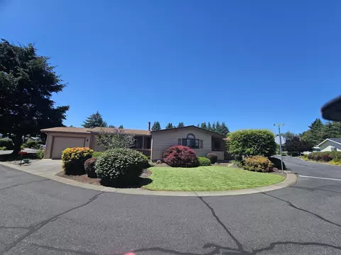 1881 Tamarac Ln, Grants Pass, OR 97527