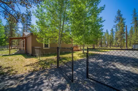 17025 Kasserman Dr, Bend, OR 97707 photo 27