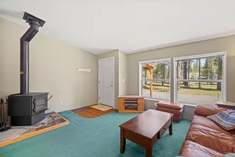 17025 Kasserman Dr, Bend, OR 97707 photo 6