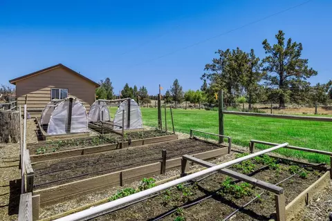 62610 Erickson Rd, Bend, OR 97701 photo 35