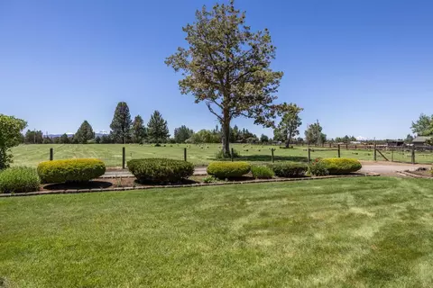 62610 Erickson Rd, Bend, OR 97701 photo 37