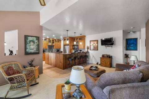 62610 Erickson Rd, Bend, OR 97701 photo 5