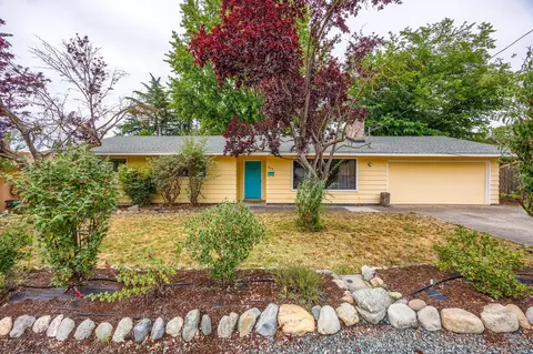 203 Princess Way, Central Point, OR 97502