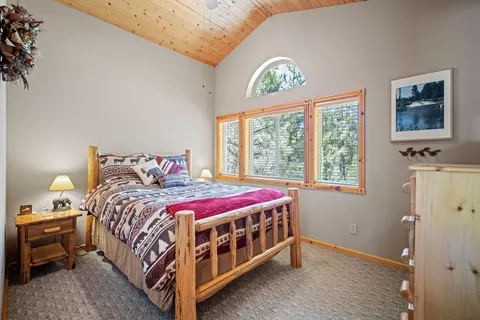 15150 Yellow Pine Loop, Bend, OR 97707 photo 19