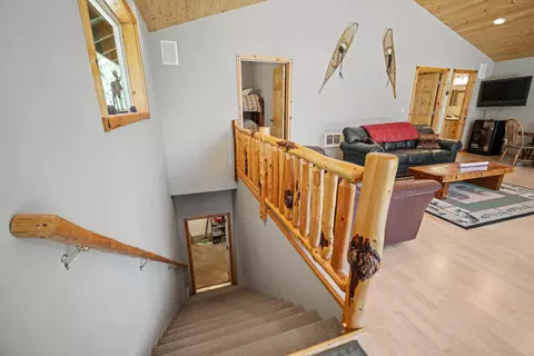 15150 Yellow Pine Loop, Bend, OR 97707 photo 11