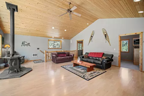 15150 Yellow Pine Loop, Bend, OR 97707 photo 18