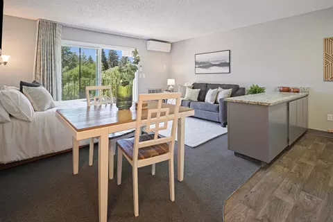 1565 NW Wall St #304, Bend, OR 97703