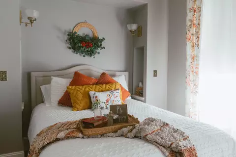 Bedroom - 883 Old Stage Rd, Central Point, OR 97502 photo 9 of 20