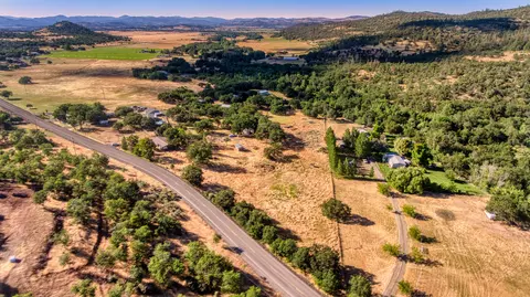 4611 E Antelope Rd, Eagle Point, OR 97524 photo 16