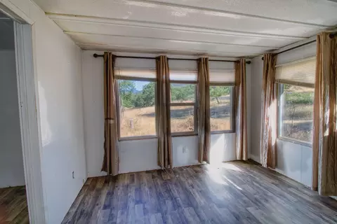 4611 E Antelope Rd, Eagle Point, OR 97524 photo 10