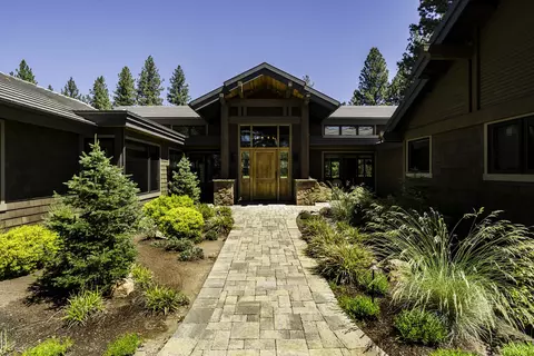 61428 Tam Mcarthur Loop, Bend, OR 97702