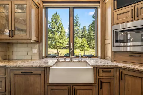 61428 Tam Mcarthur Loop, Bend, OR 97702 photo 37