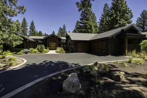 61428 Tam Mcarthur Loop, Bend, OR 97702 photo 10
