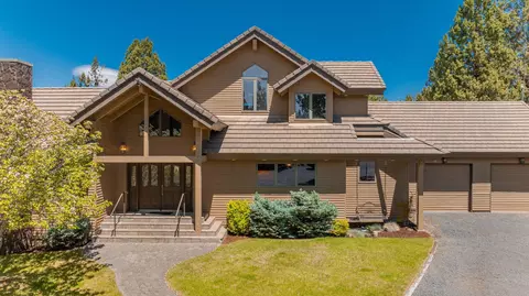 Exterior - 64236 Crosswinds Rd, Bend, OR 97703 photo 13 of 14