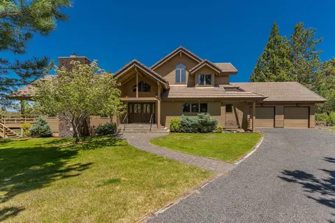 64236 Crosswinds Rd, Bend, OR 97703