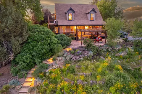 24025 Skywagon Dr, Bend, OR 97701