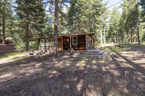 26622 Forest Park Ln, Klamath Falls, OR 97601