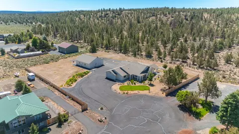 View/Area - 66590 W Cascade, Bend, OR 97703 photo 2 of 7