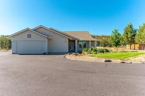 Exterior - 66590 W Cascade, Bend, OR 97703 photo 5 of 24