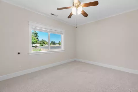 Bedroom - 66590 W Cascade, Bend, OR 97703 photo 9 of 9