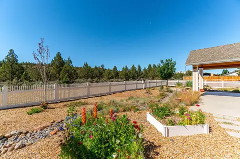 Exterior - 66590 W Cascade, Bend, OR 97703 photo 12 of 24
