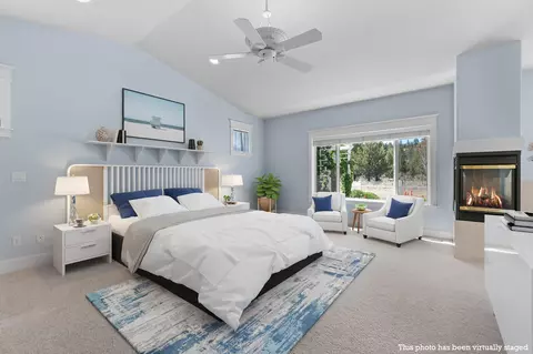 Bedroom - 66590 W Cascade, Bend, OR 97703 photo 1 of 9