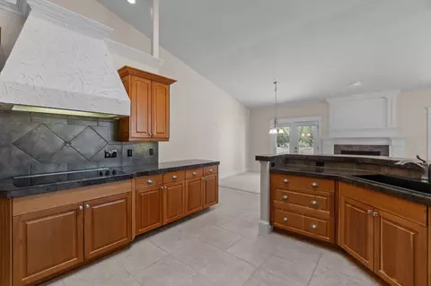Kitchen - 66590 W Cascade, Bend, OR 97703 photo 5 of 5