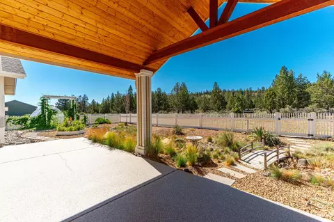 Exterior - 66590 W Cascade, Bend, OR 97703 photo 10 of 24