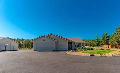 Exterior - 66590 W Cascade, Bend, OR 97703 photo 21 of 24