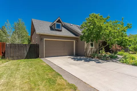 63238 Eastview Dr, Bend, OR 97701 photo 5
