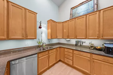 63238 Eastview Dr, Bend, OR 97701 photo 34
