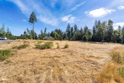 1112 Ellison, Merlin, OR 97532 photo 3